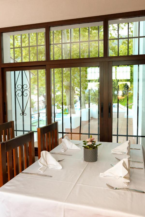 Hotel Rural&Restaurante Las Camaretas Cortes de la Frontera Exterior foto